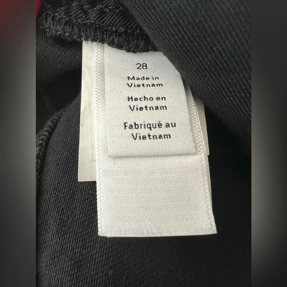 HALE Women's Joyce Sculpted High Rise
Skinny Crop Jean 28 Black Destroyed NWT - Image 13