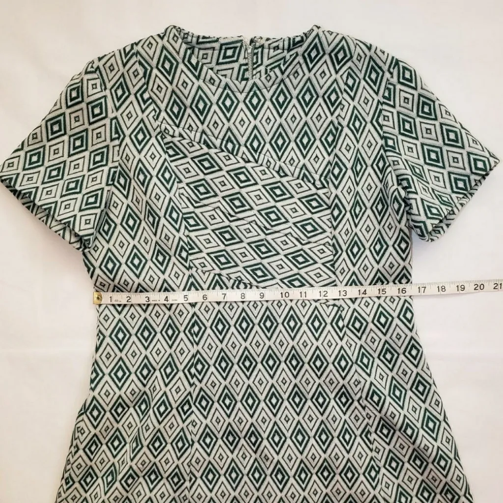 Vintage green & white geometric diamond print mod dress (see measurements) Size L - Image 12