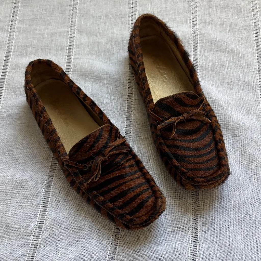 Boden Brown and Black Animal Print Women's Loafers Size 8 - Image 9
