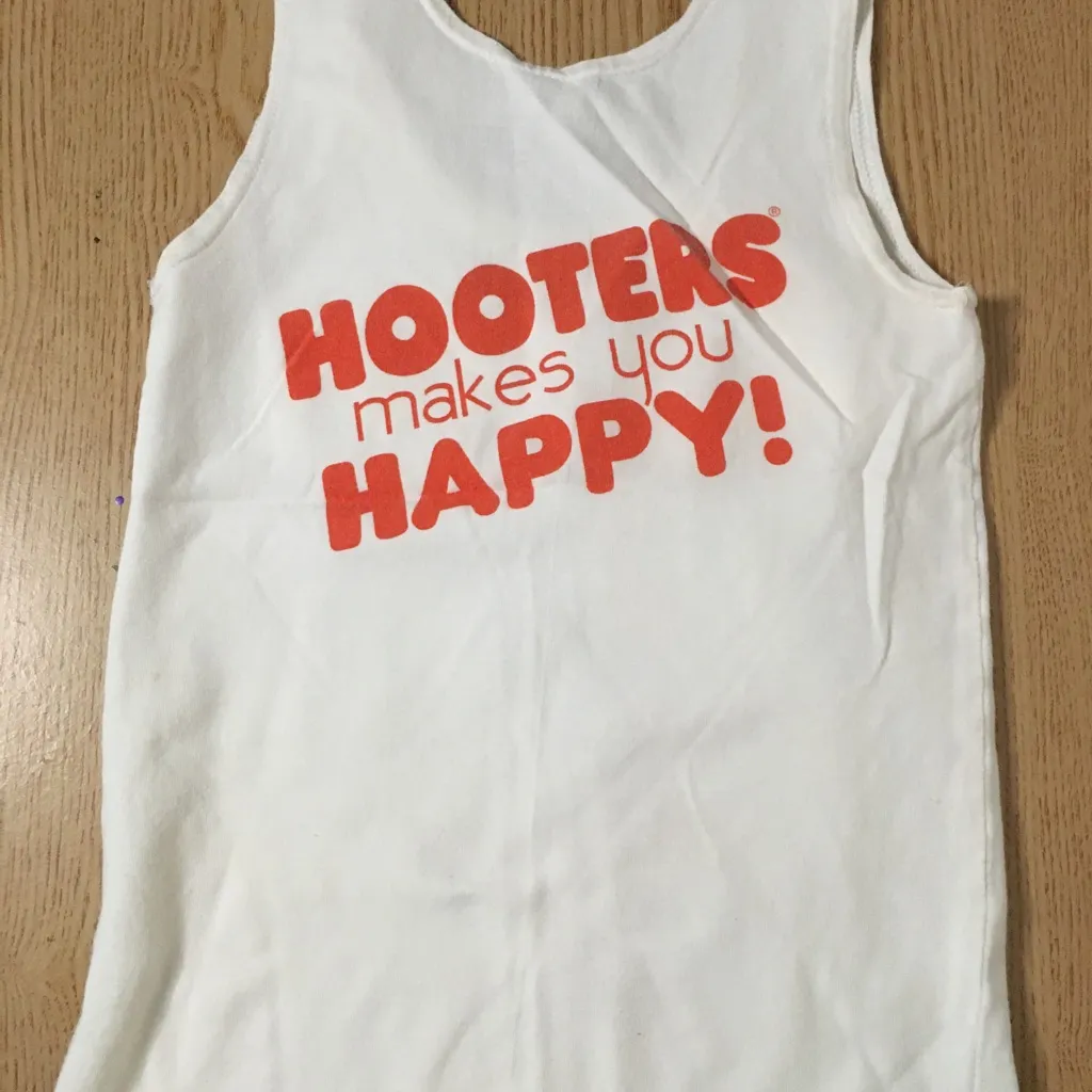 B70 Hooters Girl Worn Tank from Atlantic City NJ Stretchy Soft White Size Xs - Image 6