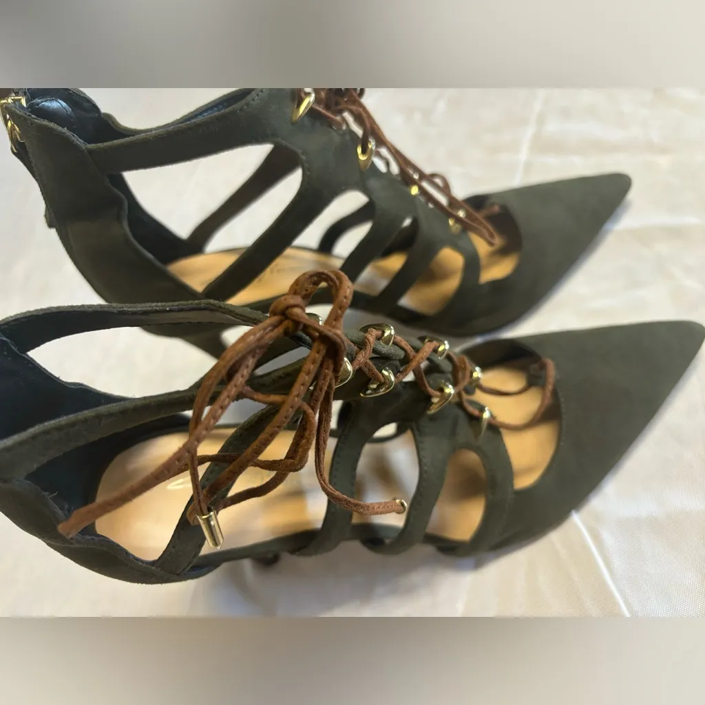 Daya‎ by Zendaya lace up pump heels 8.5 green faux suede - Image 3