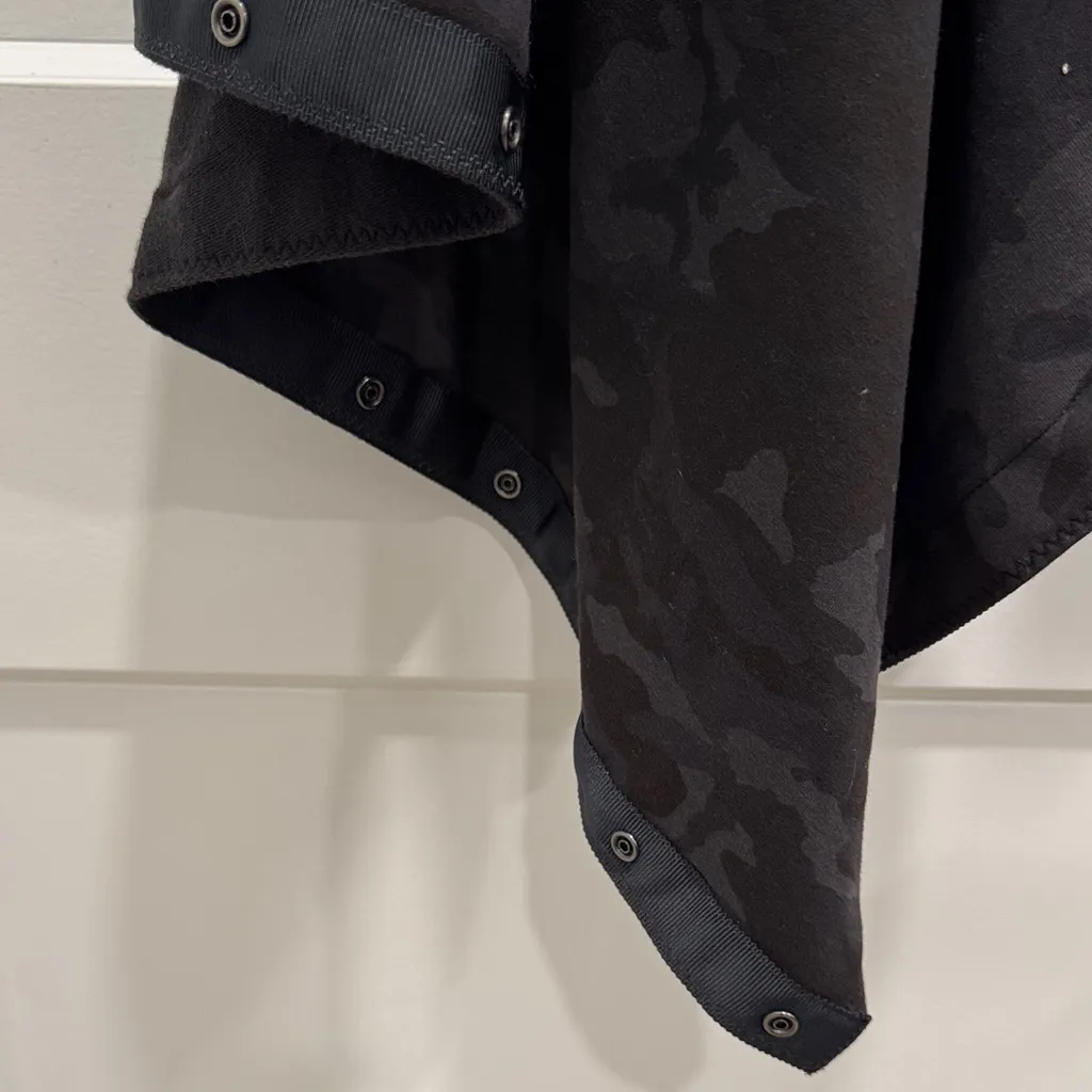 Lululemon Vinyasa Camouflage Scarf - Image 4