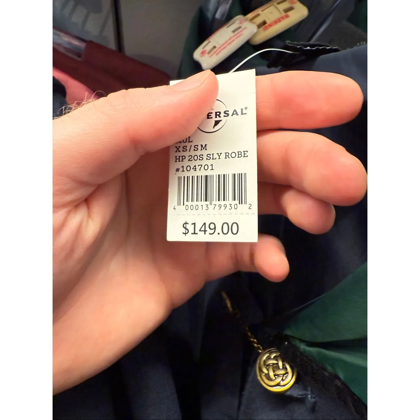 Universal Studios Adult XL Checkered Jersey Longsleeve Logo FNAF HHN New - Image 6