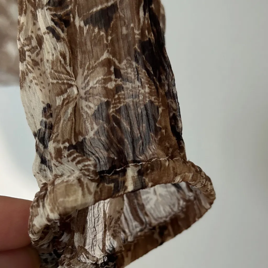 Theory Floral Sheer Blouse - Brown and Black Ruffles size M whimsigoth Button Up - Image 4