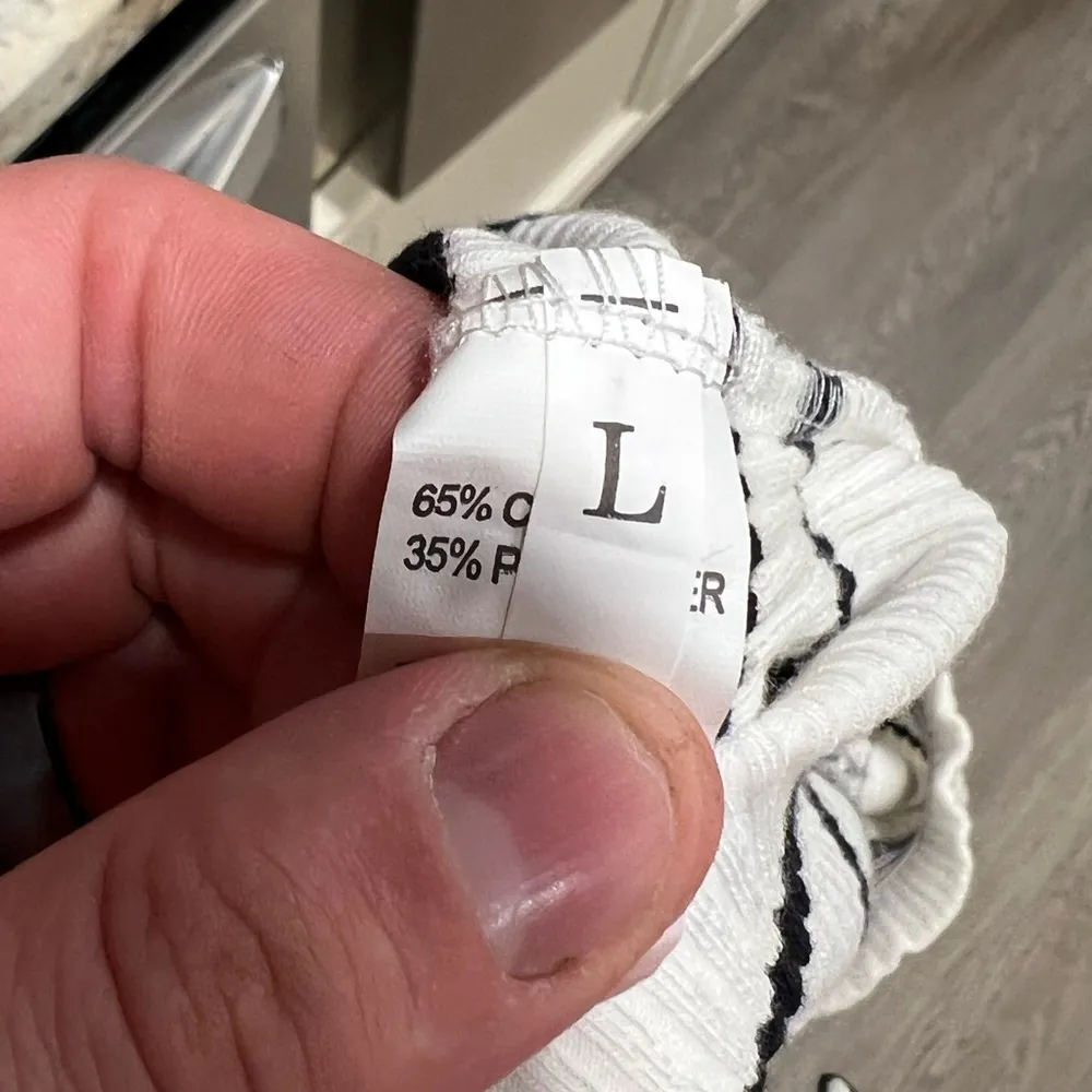 Women’s Short Sleeve Large Black & White Striped Body Suit - Image 5