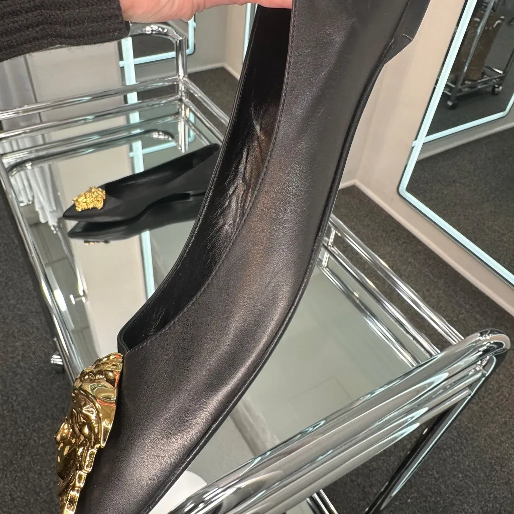 Versace Flats - Image 12