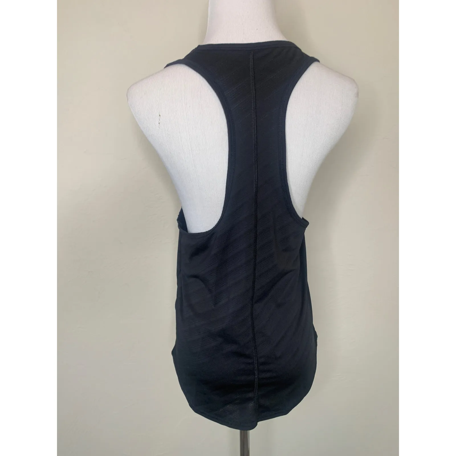 Black Microfiber Tank Top  Sz Medium Racer Back Flowy Loose Fit - Image 2