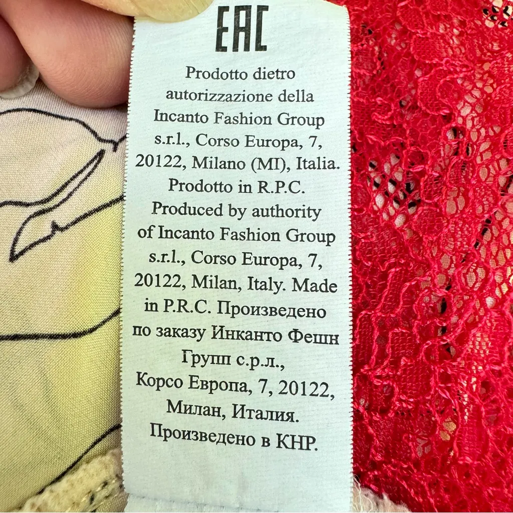 Incanto Italy‎ Avant Garde Abstract Woman Figure Lips Camisole Pajama Top Size M Red Size M - Image 9