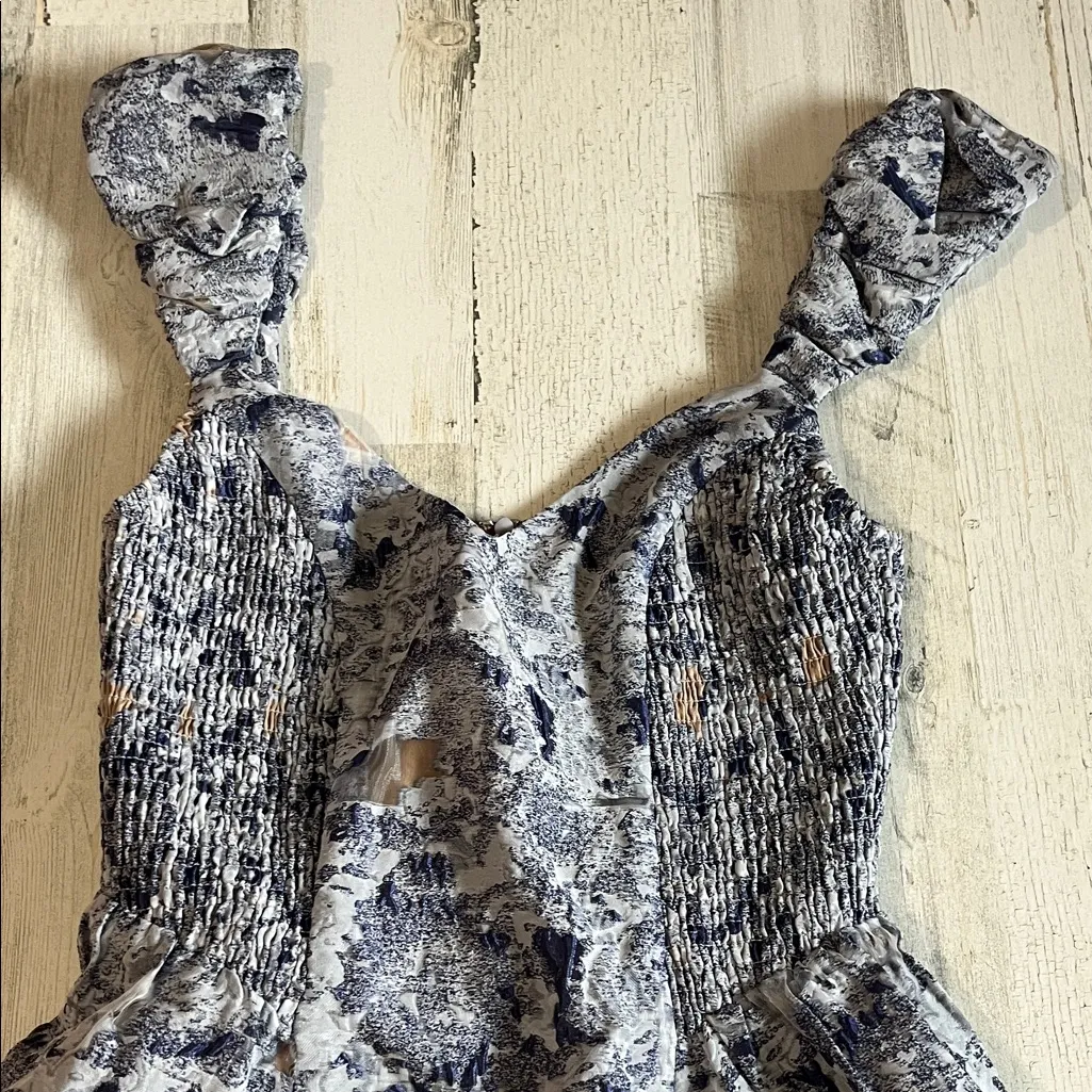 Elliatt Doves Dress In Slate Blue Size Small - Image 4