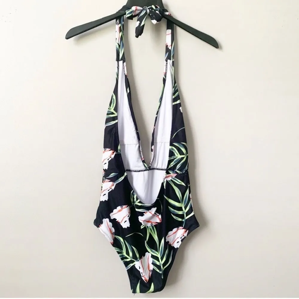 Cupshe Floral Years of Flowers Halter Swimsuit Sz S - Image 5