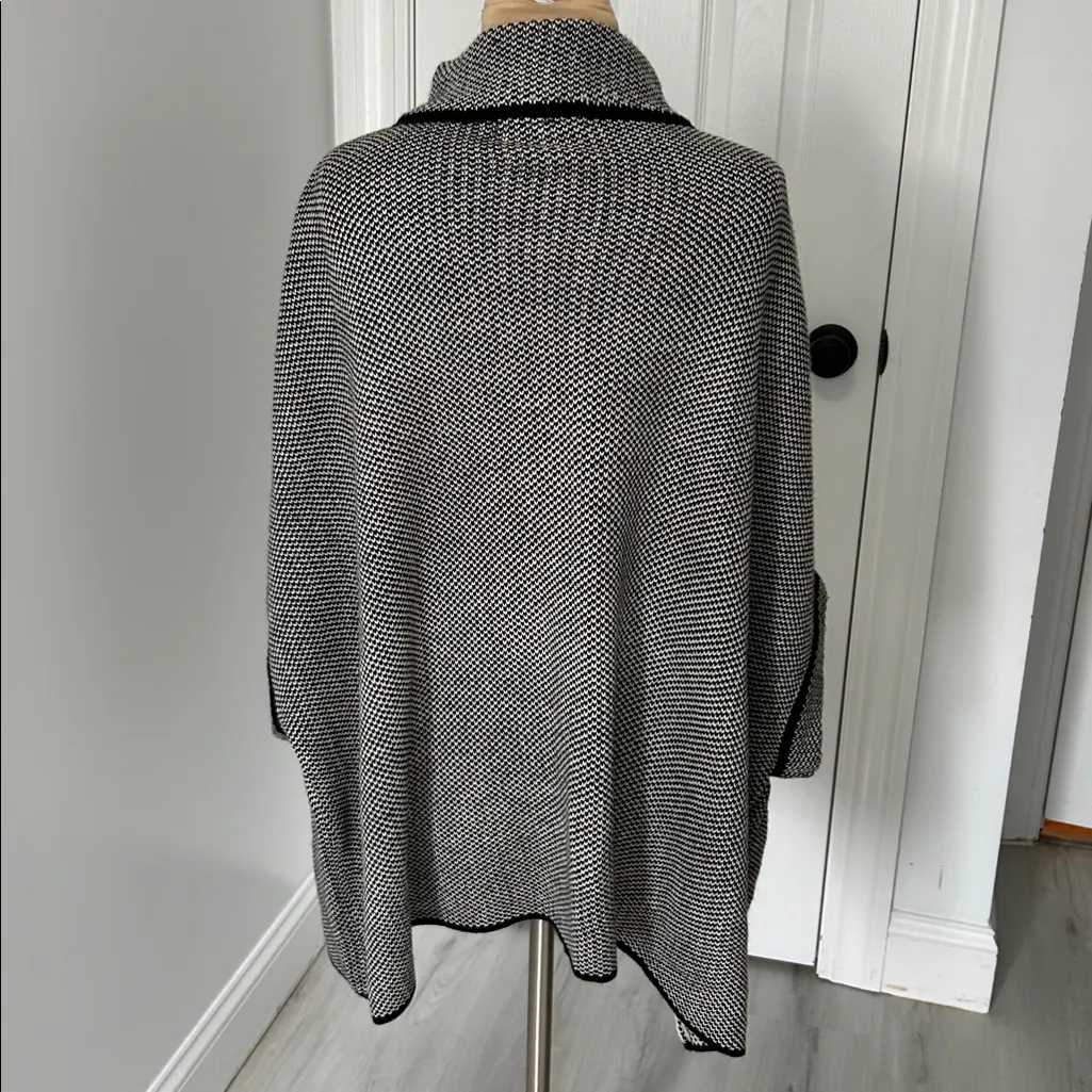 Cejon Bird’s Eye Riding Cape Black Size undefined - Image 4