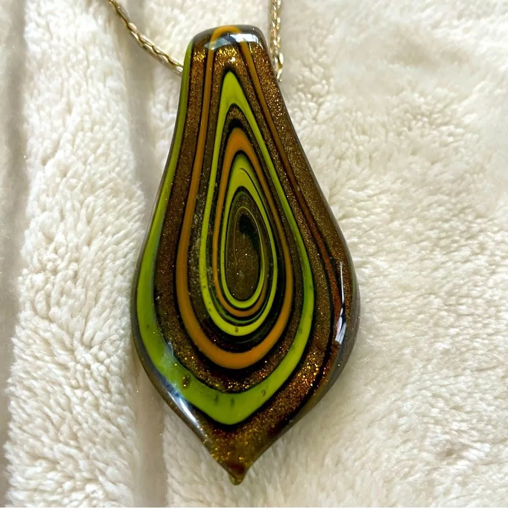 Large Vintage Green & Brown Glass Pendant and Necklace Set - Image 4