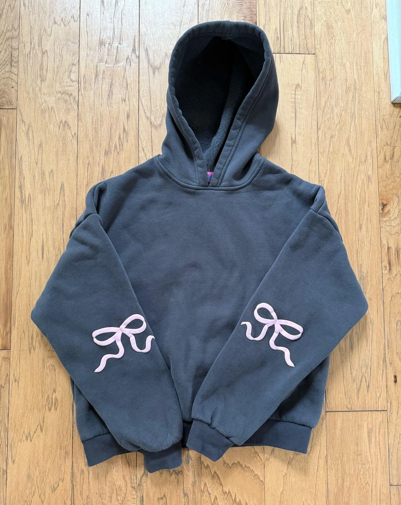 Edikted Bow Hoodie - Image 2