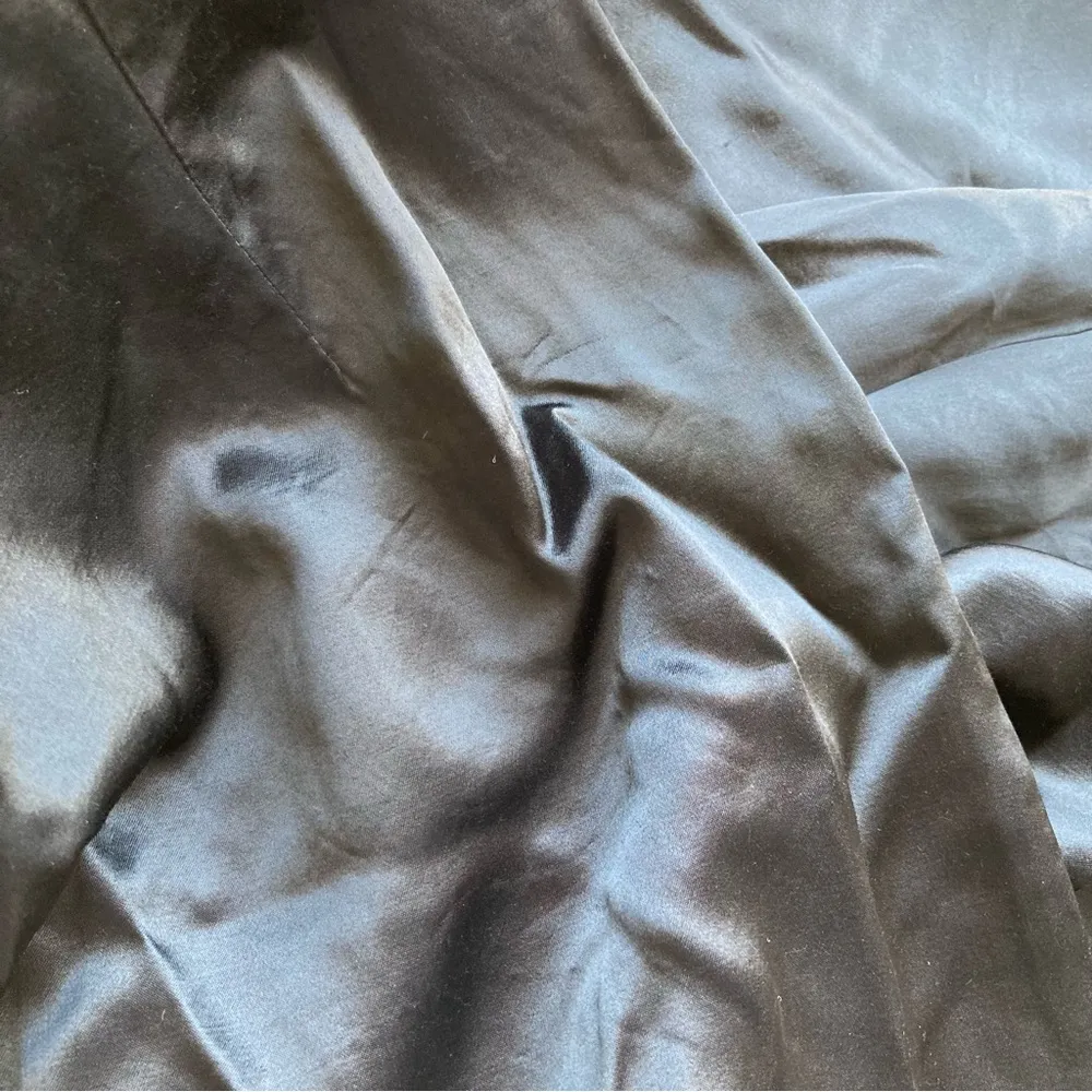 90’s Black Silky Maxi Skirt with Slit on Left Leg Size 8 - Image 4