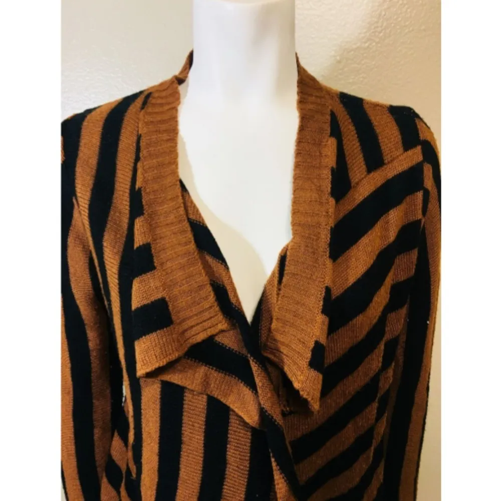 A+RO Large Sweater Brown Black 100% Acrylic - Image 4