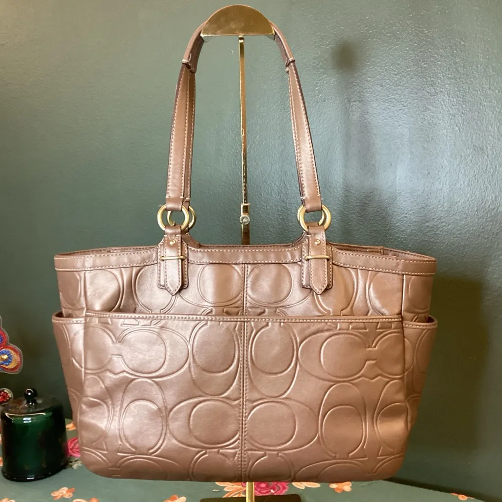 Coach Gallery Embossed leather tote - Image 2
