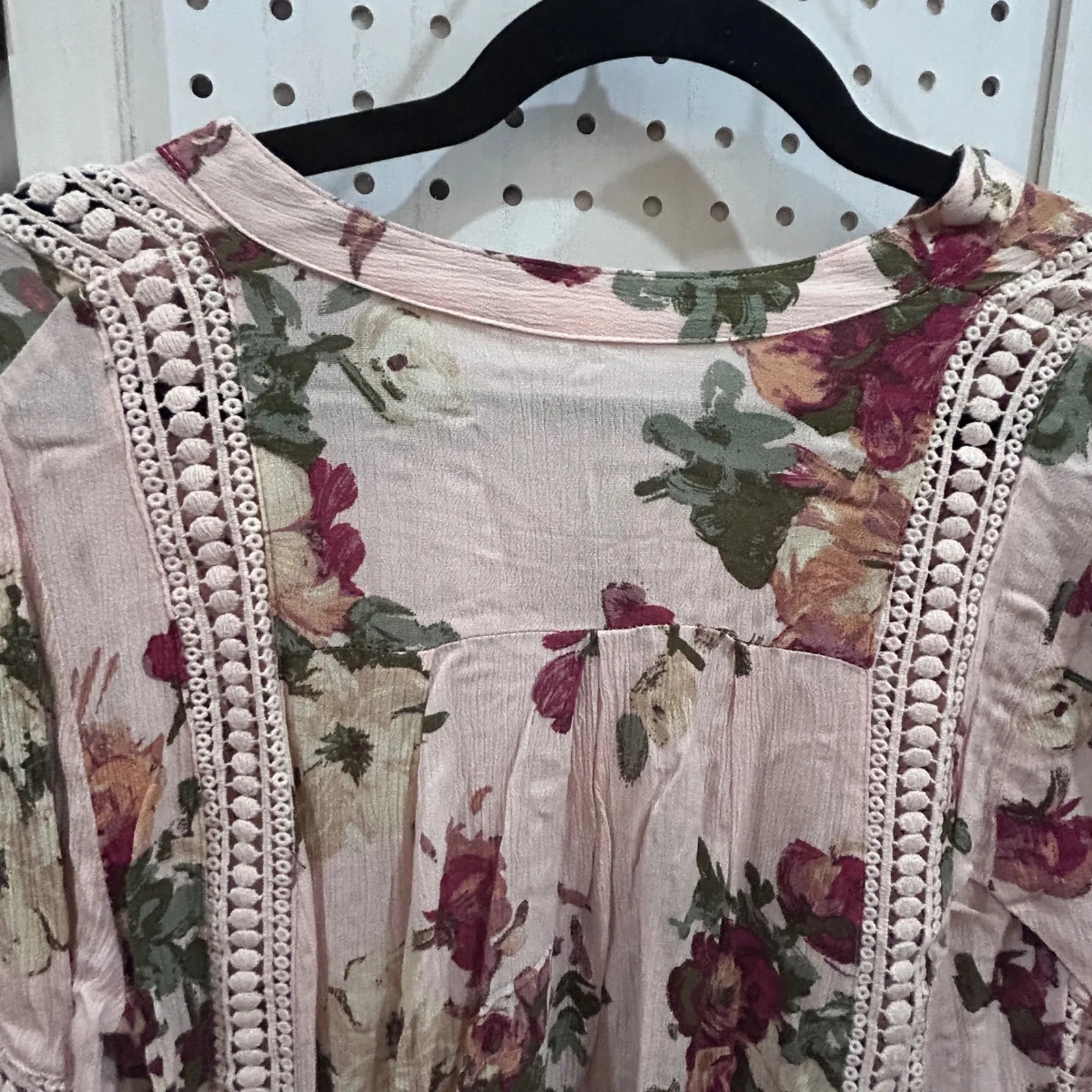 Blu Pepper Floral Tunic Top Pink Burgundy White Lace Trim V Neck Long Sleeve M - Image 8