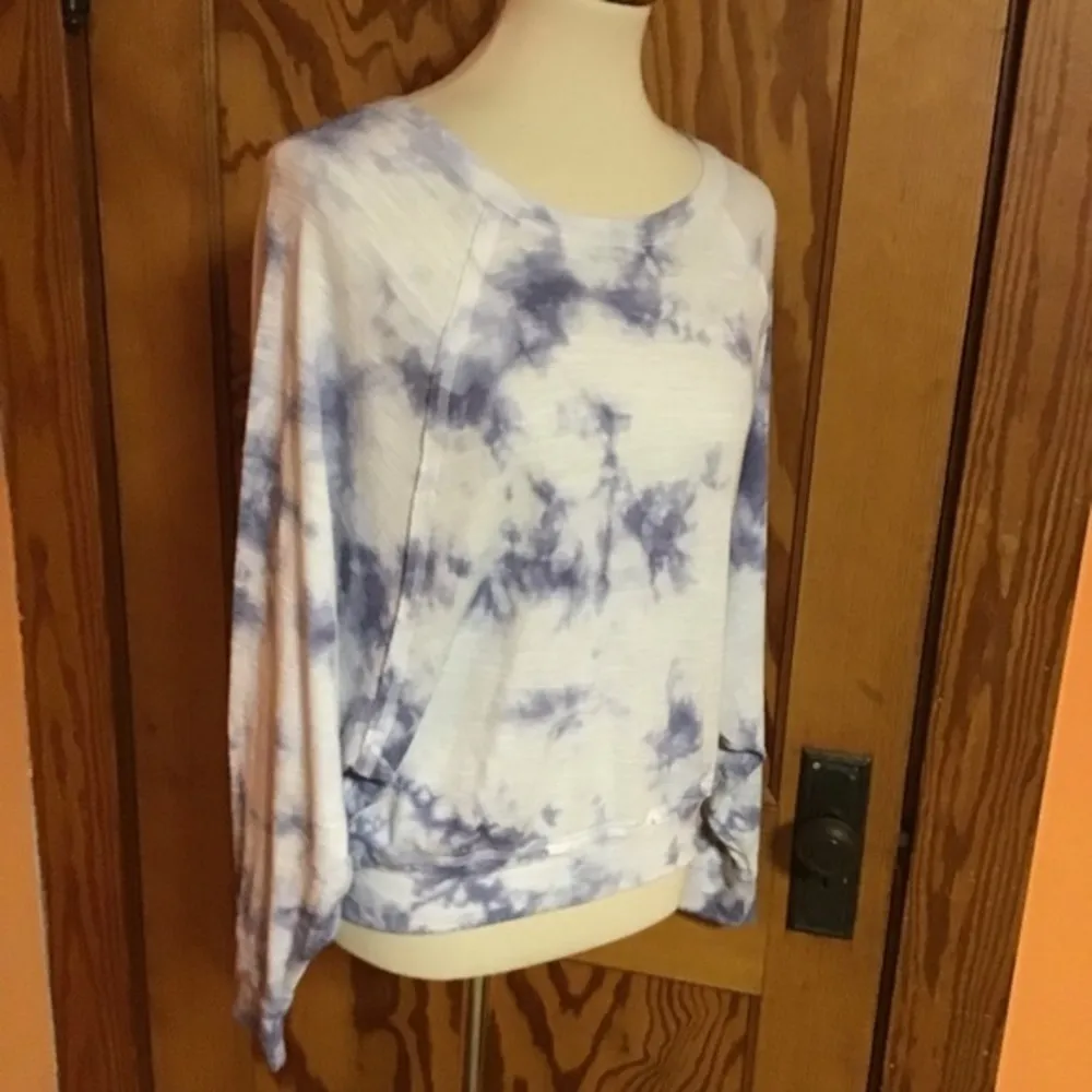 Z Supply Slouchy blue tie dye top - Image 8