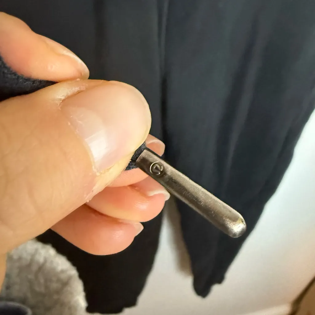 Lululemon Black High Rise Scuba Jogger Sweatpants - Image 4