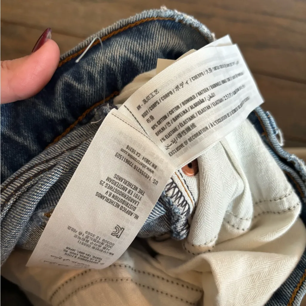 Abercrombie & Fitch The Mom Short High Rise 4 inch Size 2 or Size 26 Curve Love - Image 5