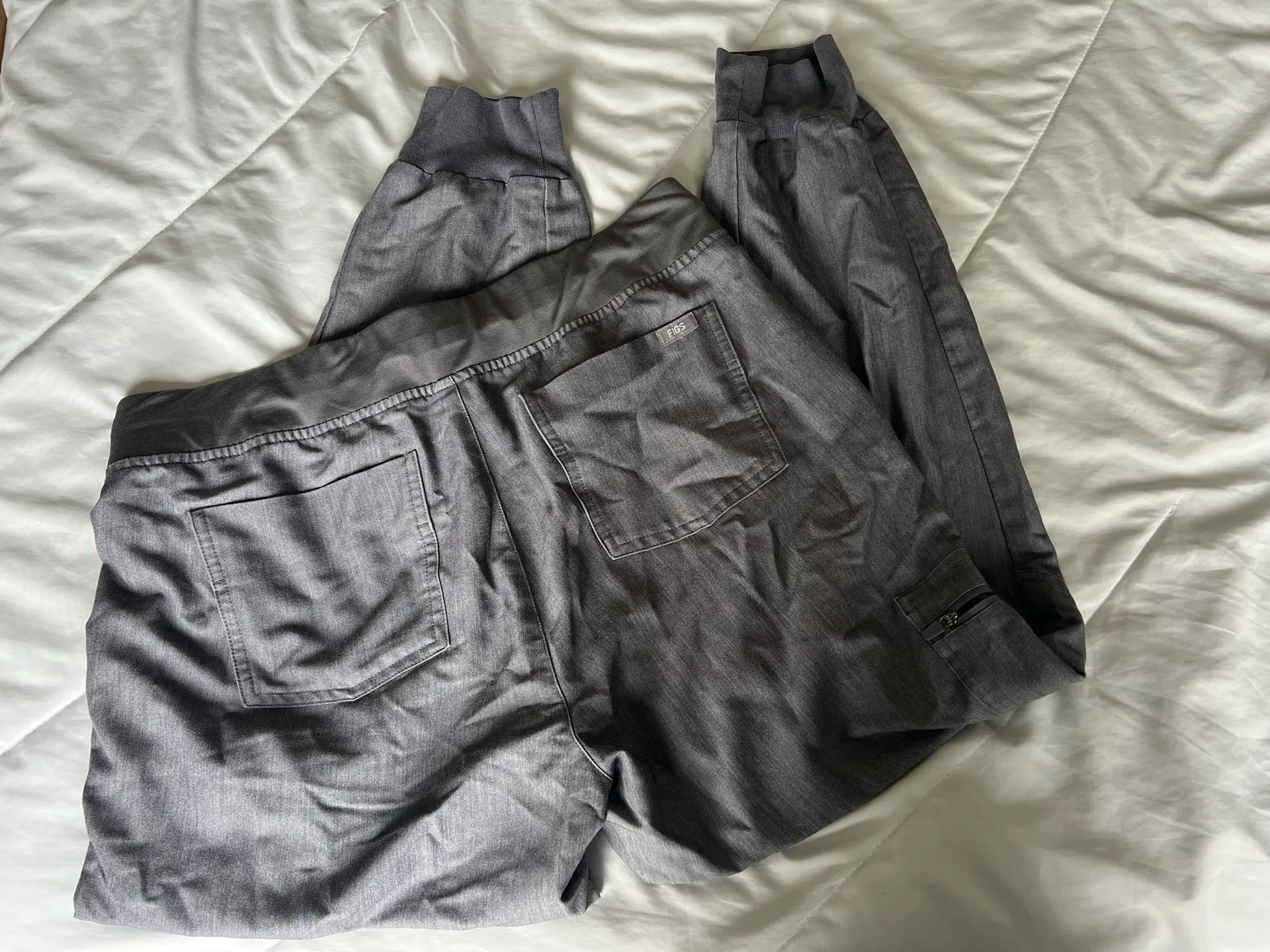 FIGS Zamora Jogger Scrub Pants - Image 3