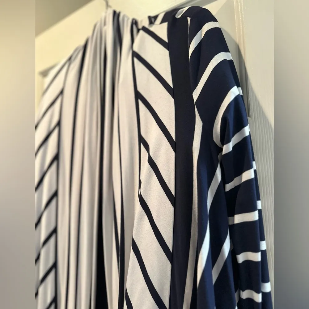 navy and white stripe cardigan Size L 
Excellent condition - Image 3