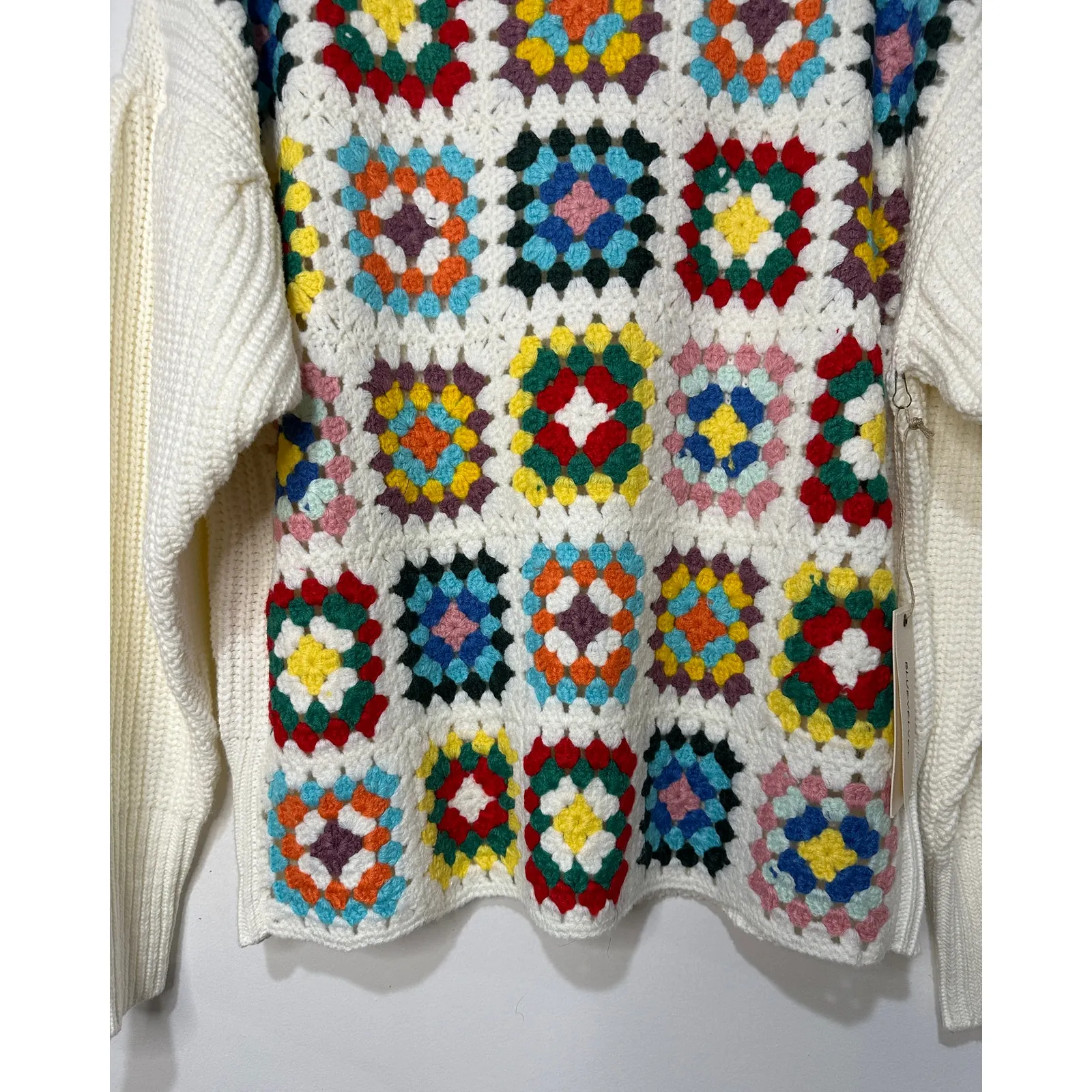 Blue Velvet Brianna Granny Square Knit Long Sleeve Sweater White Multi Small NWT - Image 4