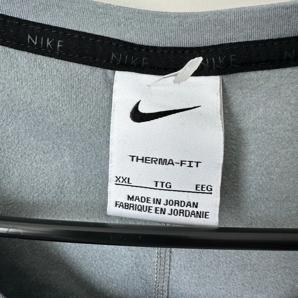 Nike Women's One Therma-Fit Grey Long Sleeve Top Size XXL - Image 3