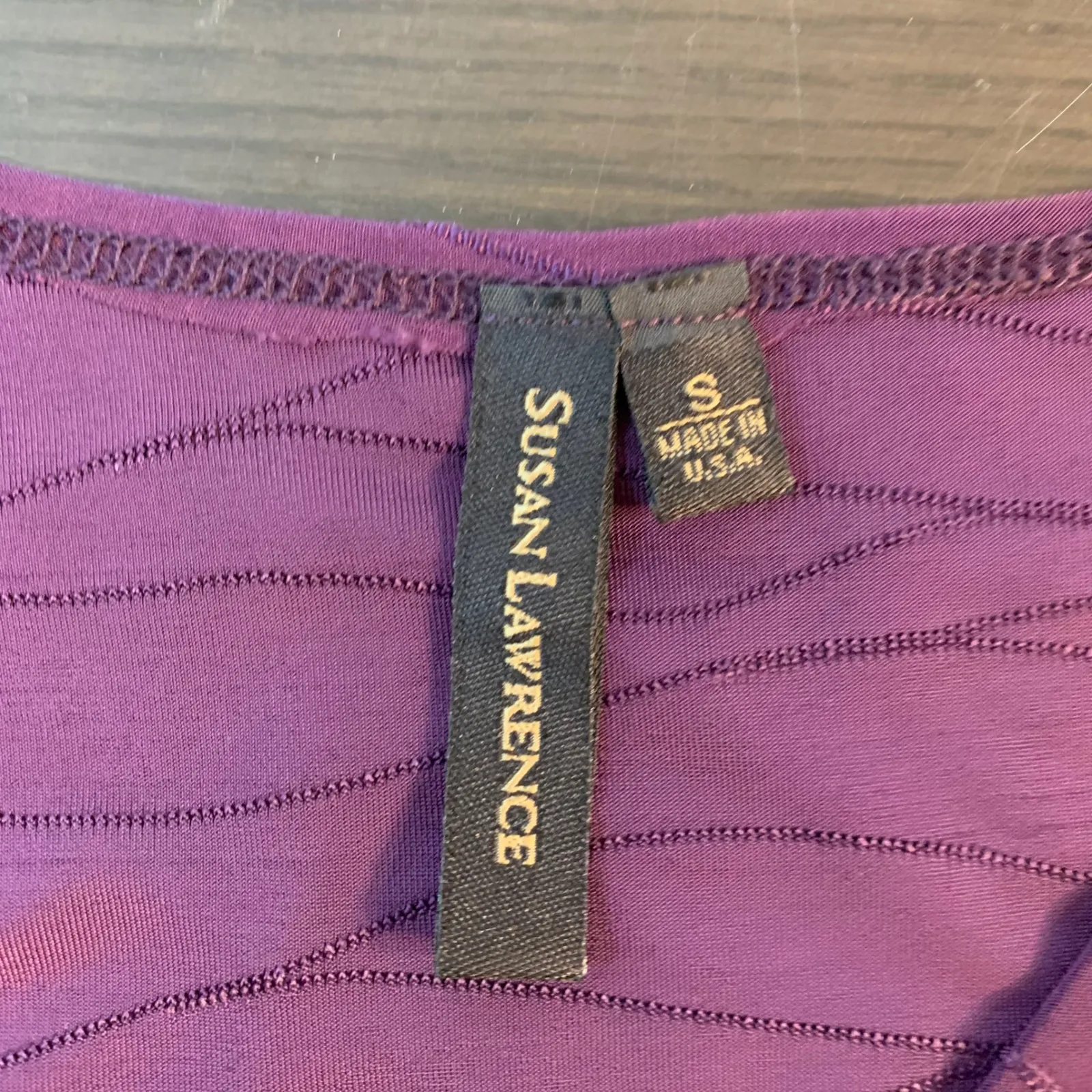 SUSAN LAWRENCE Purple Textured V Neck‎ 3/4 Sleeve Top Women's Small Whimsigoth - Image 3