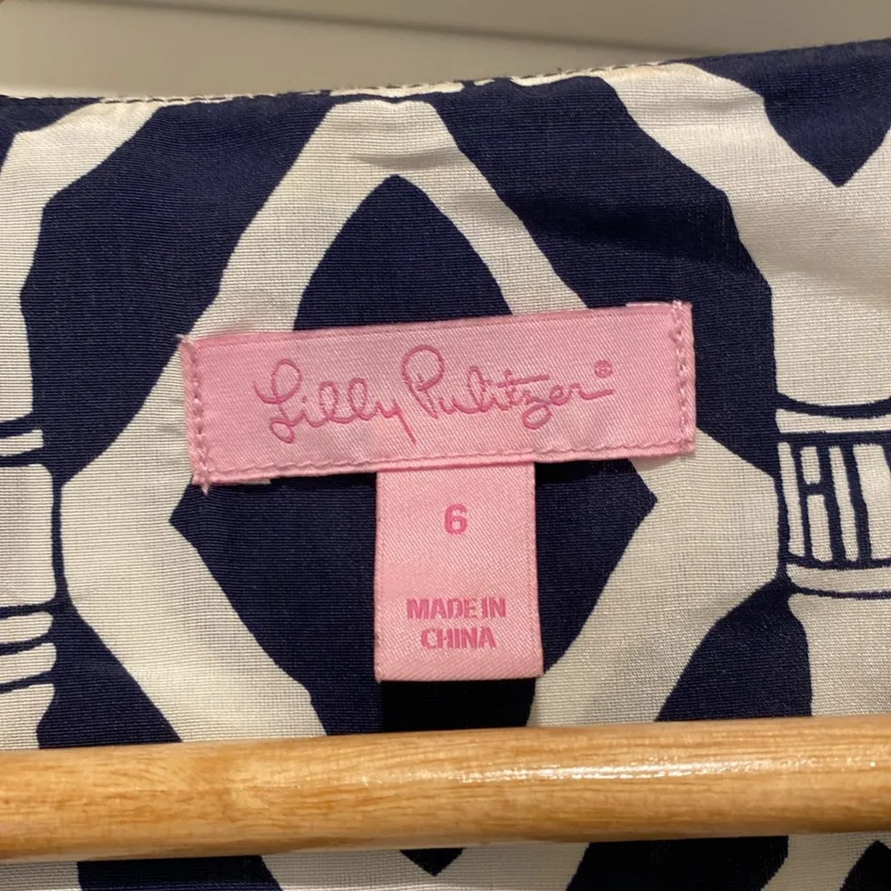 Beautiful Silk Blend Lily Pulitzer Dress in Blue and White Size 6 - Image 5