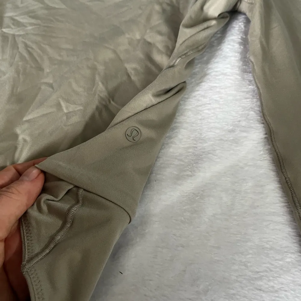 Lululemon wundermost long sleeve bodysuit riverstone size medium - Image 4