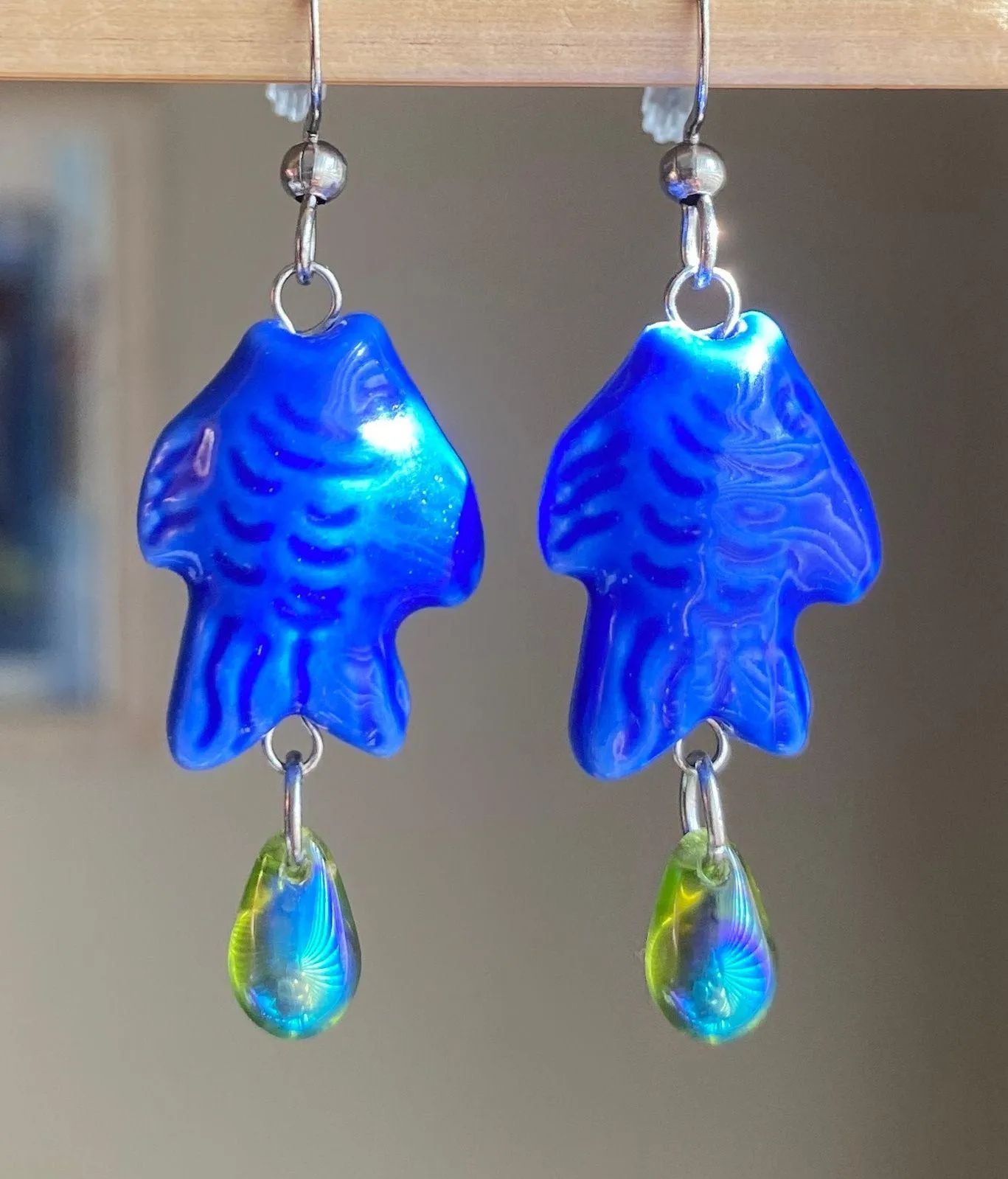 unique funky cute blue ceramic fish & Czech glass teardrop dangle earrings ⭐️🐟💕 - Image 5