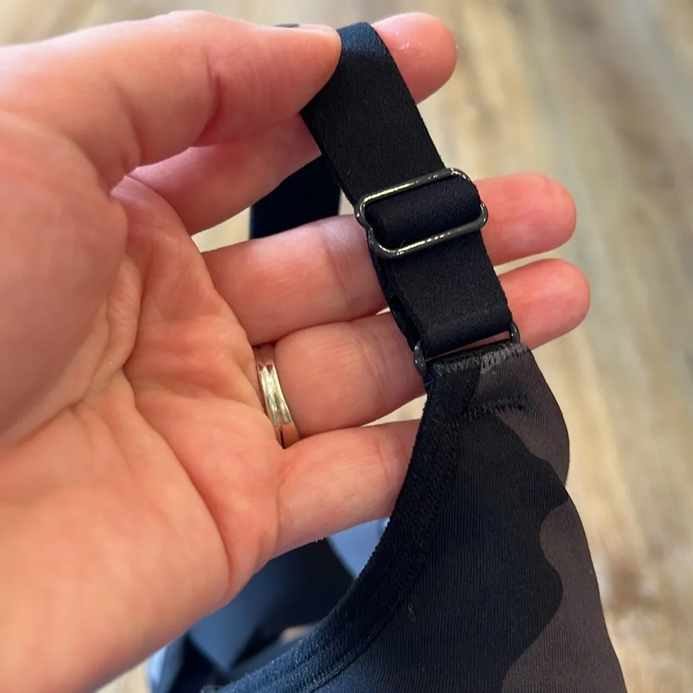 All In Motion Black Camo Zip Front High Impact Sports Bra | 34B - Image 4