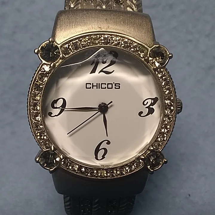 Ladies Chico’s cuff style watch as is - Image 2