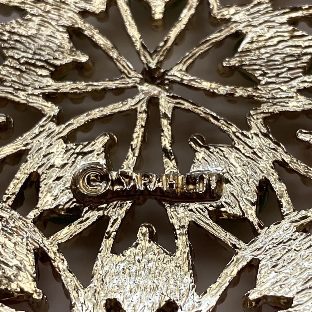 Vintage Sarah Covington Brooch Gold toned Red & Green Stone mandala lapel pin - Image 4