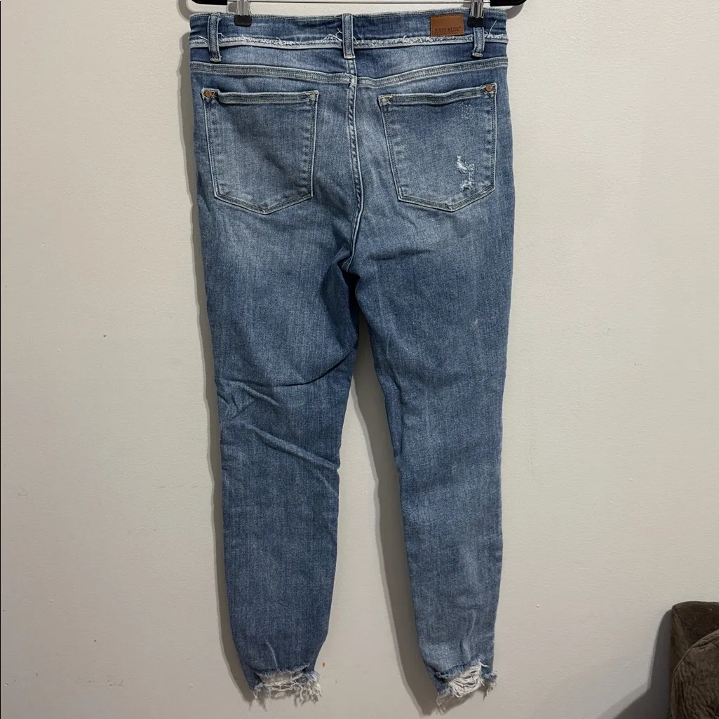 Judy Blue Light Wash Distressed Hem High Rise Skinny Fit Jeans Size 13/31 - Image 6
