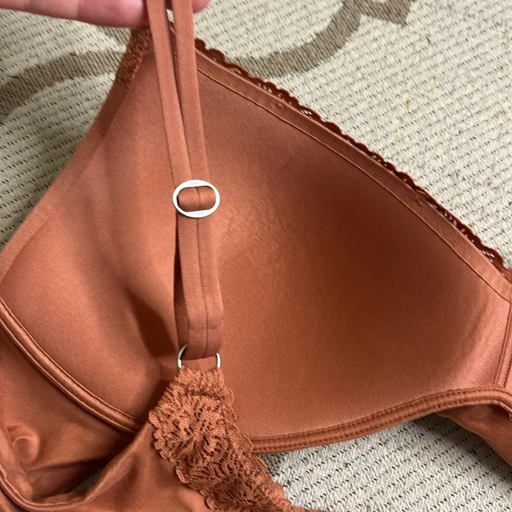 Aerie Real Sunnie Wireless Terracotta Bra size 38C - Image 10