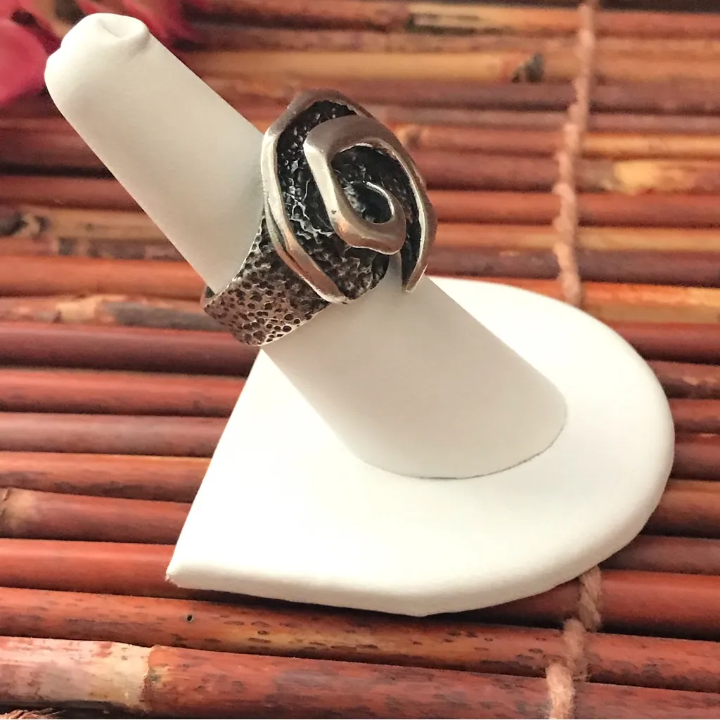 Silpada Rare Oxidized Sterling Silver Ring 
Size  7 - Image 2