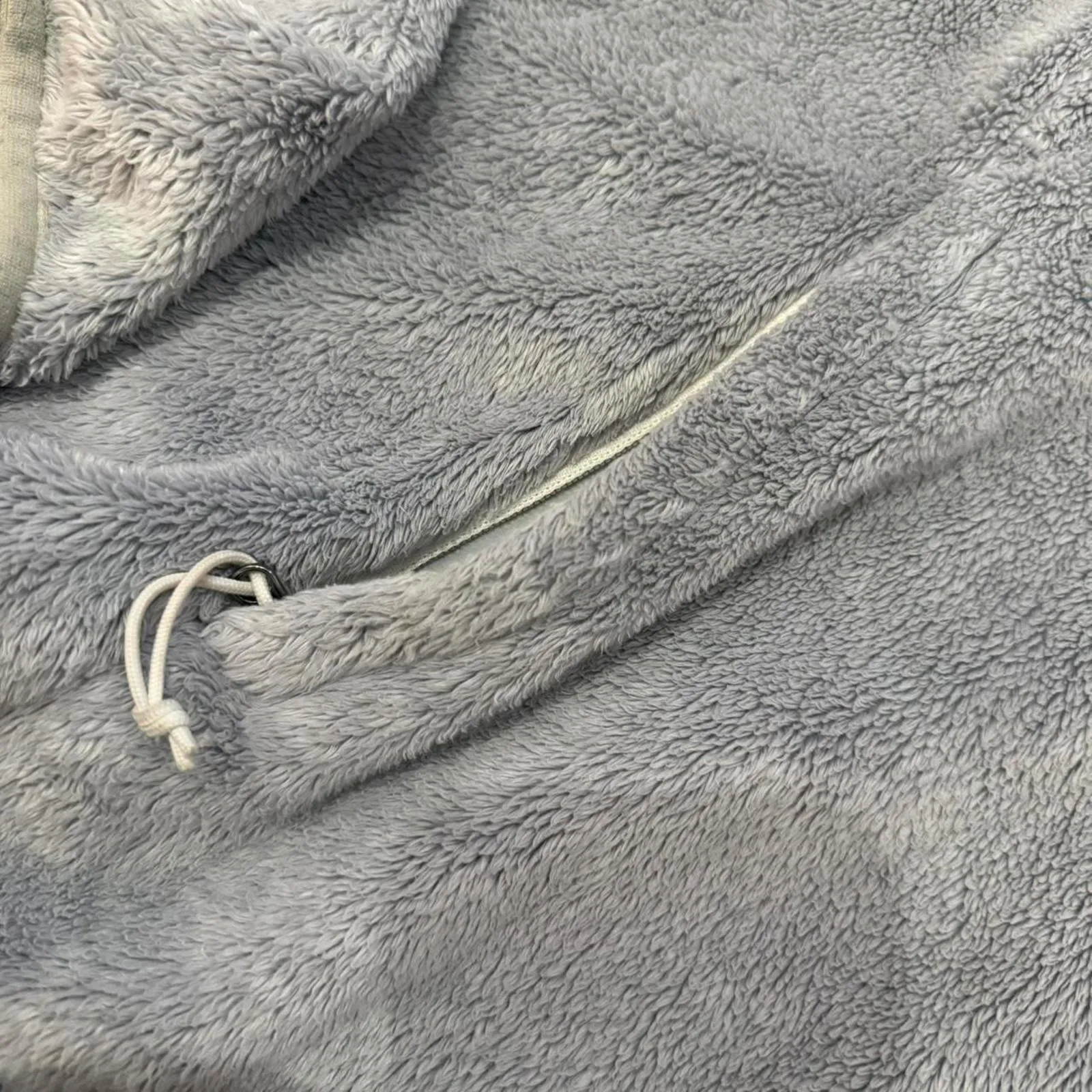 Grey The North Face Osito Fluffy Zip Up - Image 5