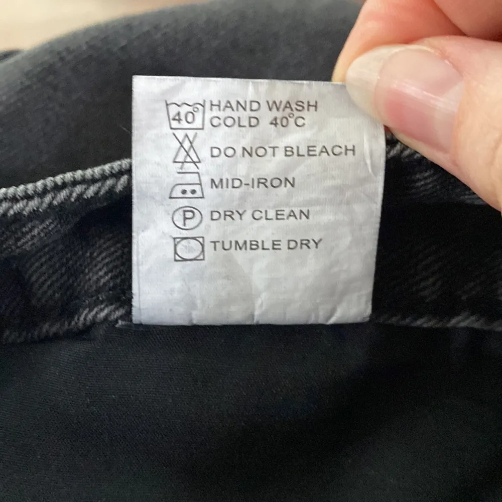 Princess Polly Zaneta washed black ripped skinny jeans size 12 - Image 13