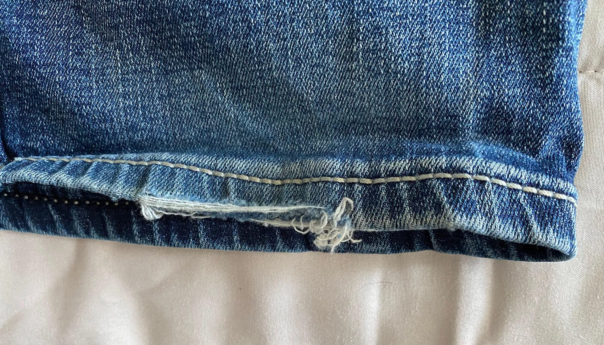 EXPRESS  Low Rise Jeans - Image 4