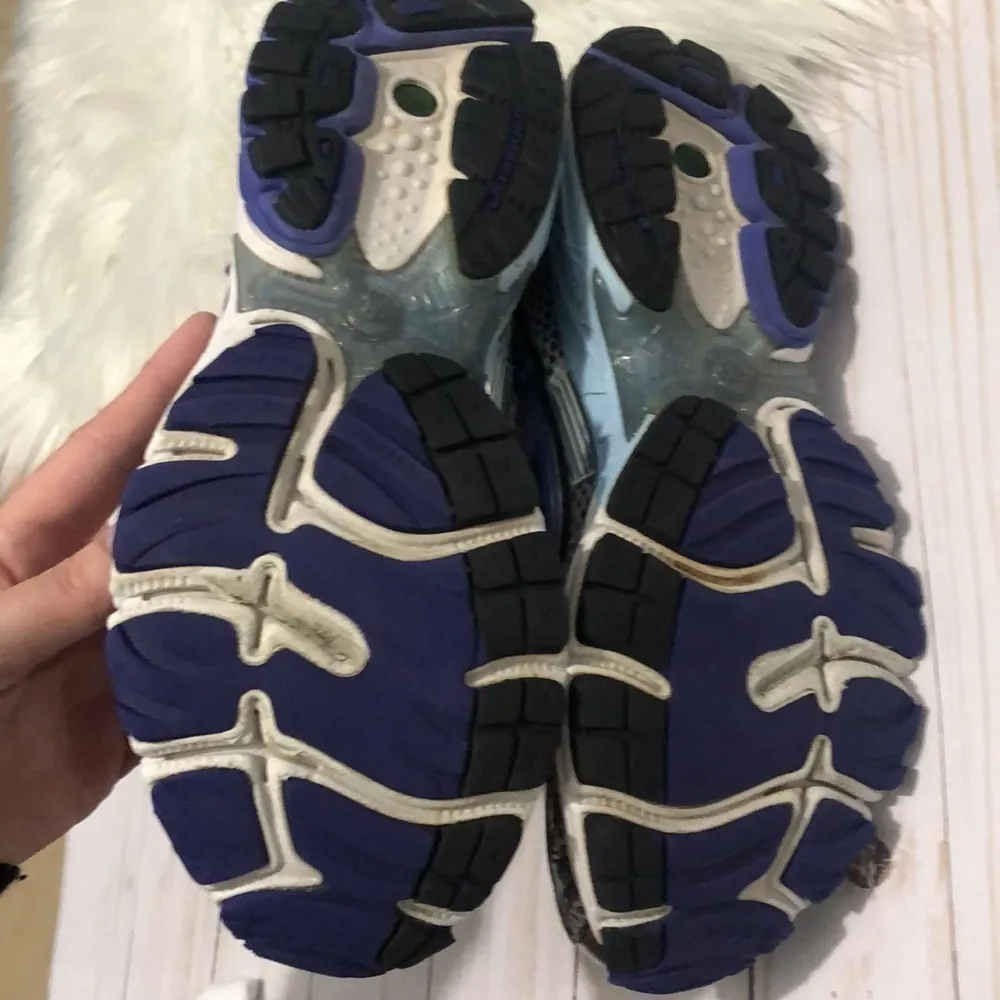 Brooks Ravenna 3 running shoes size 7.5 - Image 12