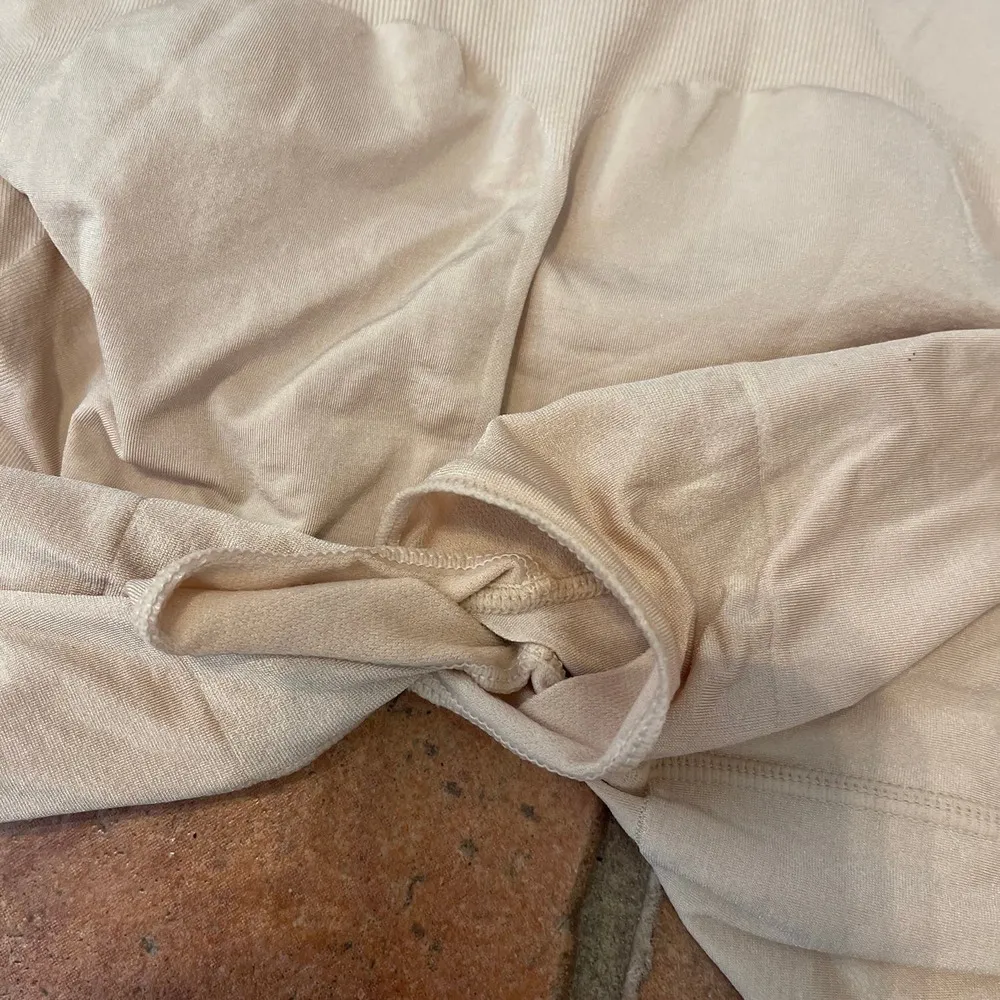 Spanx high waist brief shapewear Medium - Image 5