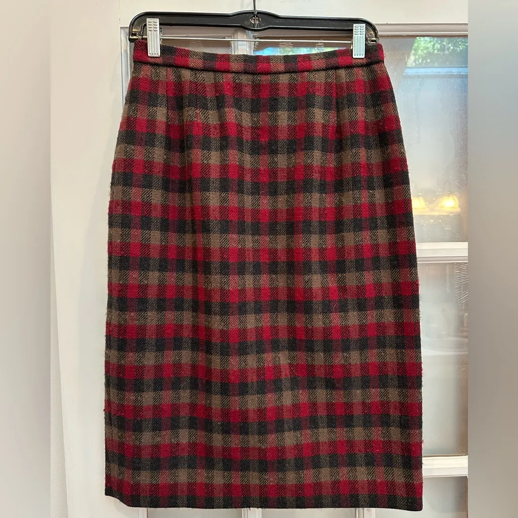 Vintage Pendleton 100% Virgin Wool Tartan Plaid Skirt Red Black Size 10 Petite - Image 13