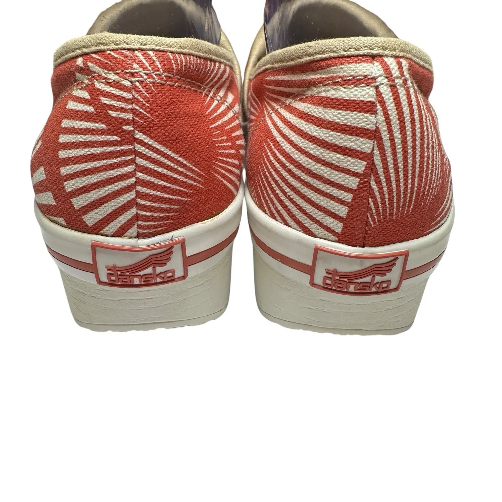 Dansko Volley Vegan Red Tropical Canvas Clogs  Euro Size 38 US 7 Slip Resistant - Image 6