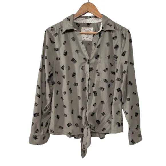 Style & Co Photography Taupe Black Novelty Print Camera Button Up Shirt Size M - Image 3