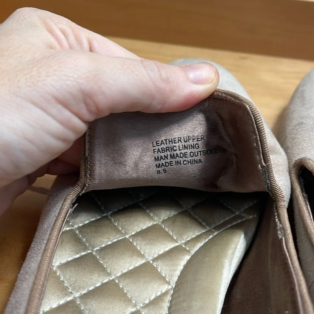 Birdies | The‎ Starling Suede Loafer in Shadow - Image 5