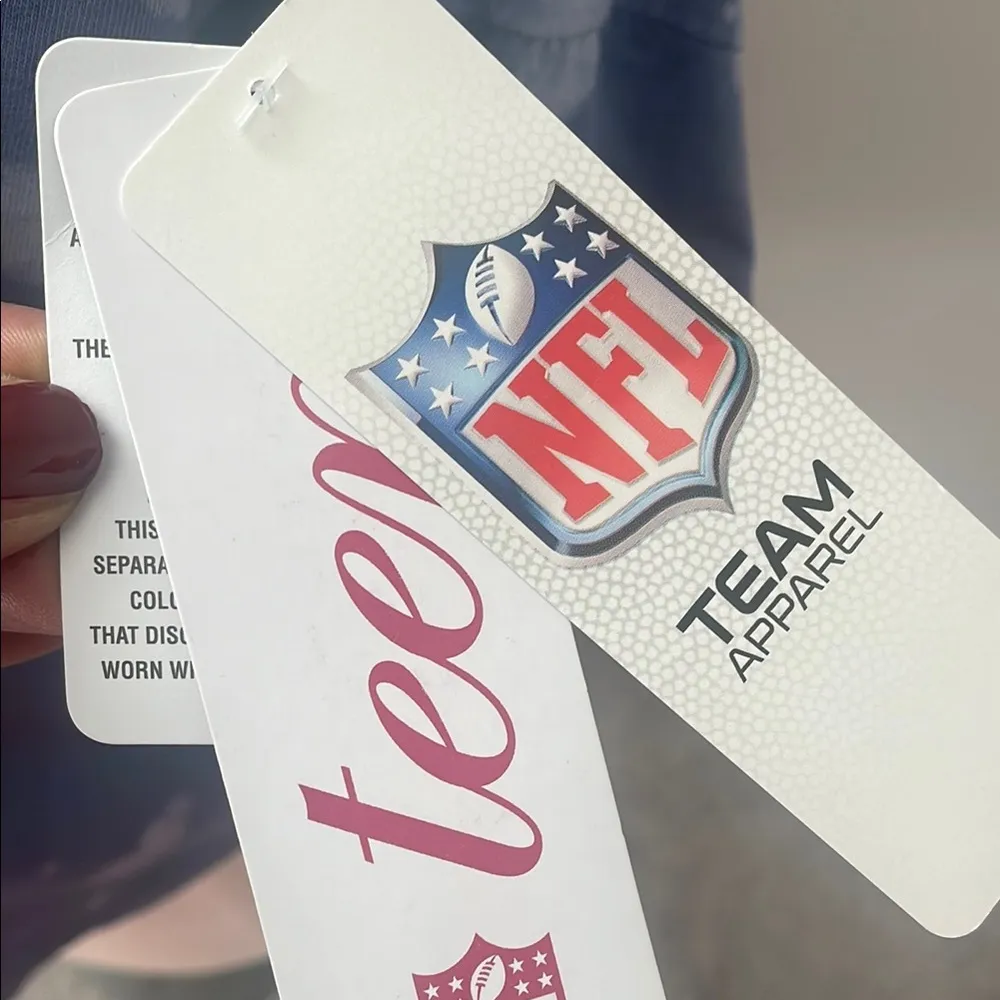 NFL Teens New York Giants Blue Tie-Dye Logo Crop Top New Size small - Image 4