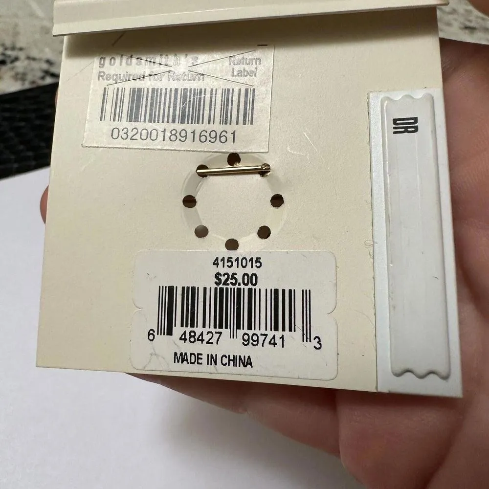 JLO Jennifer Lopez Gold Tone & Rhinestone White Heart NWT Brooch Pin MSRP $25 - Image 7