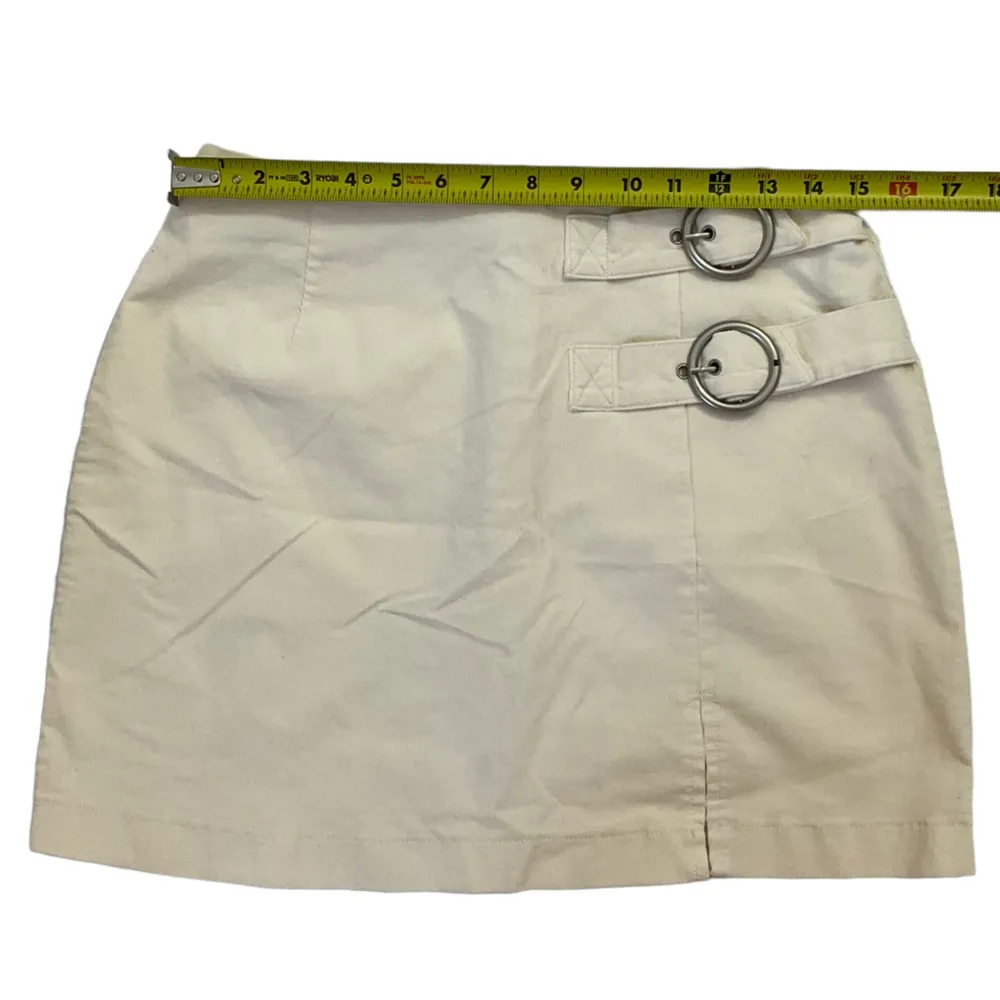 Forever 21 Corduroy Skirt Cream Ivory With Belt Buckle Accents Size Large - Image 6